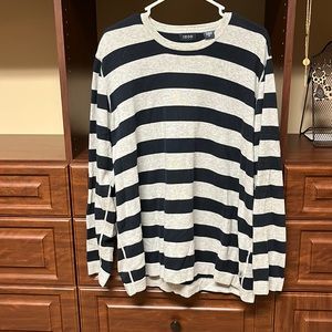 Men’s Izod crew neck long sleeve sweater